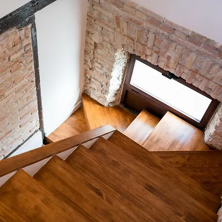 Ma&to Alhondiga Aparts Apartament Grenada